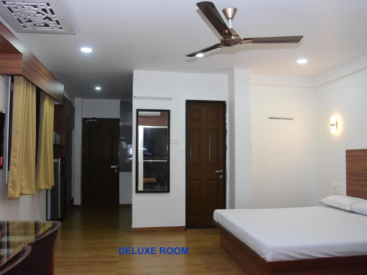 Regal Panhala Residency Hotel Bagian luar foto